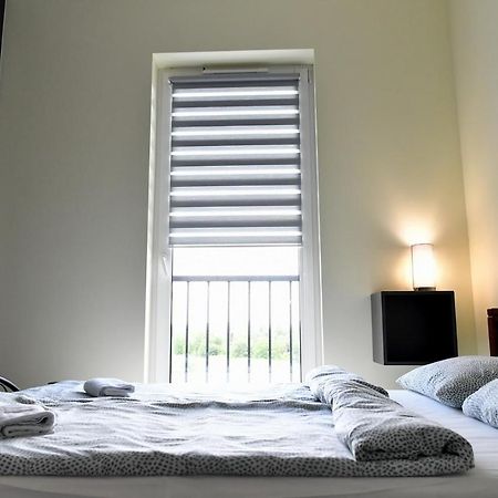 Ach To Tu! Apartament Zator Exteriör bild
