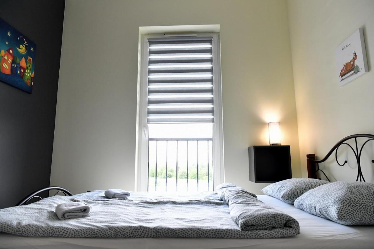 Ach To Tu! Apartament Zator Exteriör bild